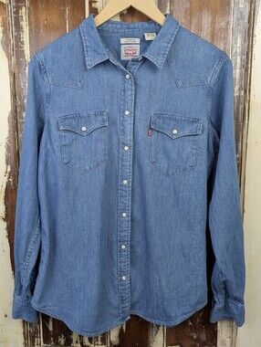 Levi’s Denim Western Pearl Snap Cowgirl Shirt Women’s Large Rodeo Festival